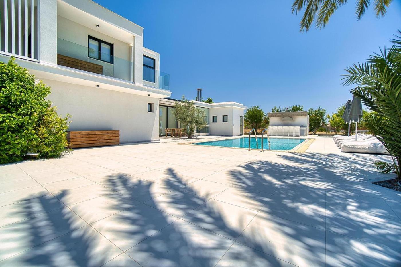 Luxury Oasis